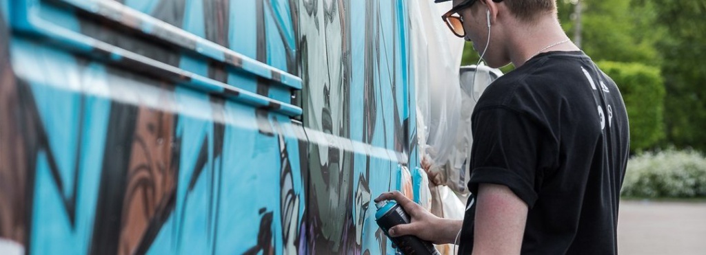 Граффити-джем на грузовиках