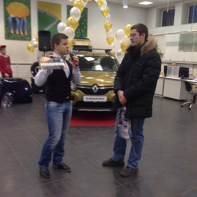 Презентация нового Renault Sandero Stepway – Sonax дарит подарки!